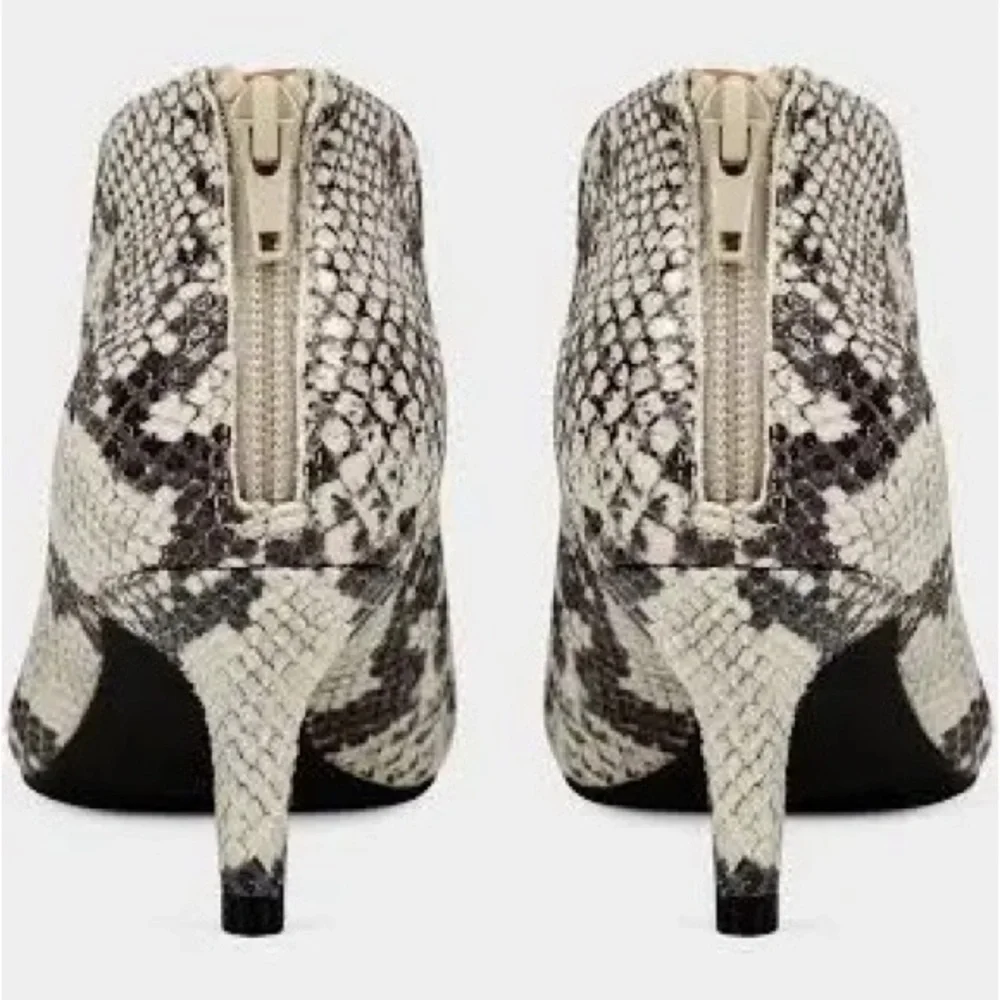 Aerosoles womens ankle boots, size: 6m, NWOT. - Picture 2 of 4